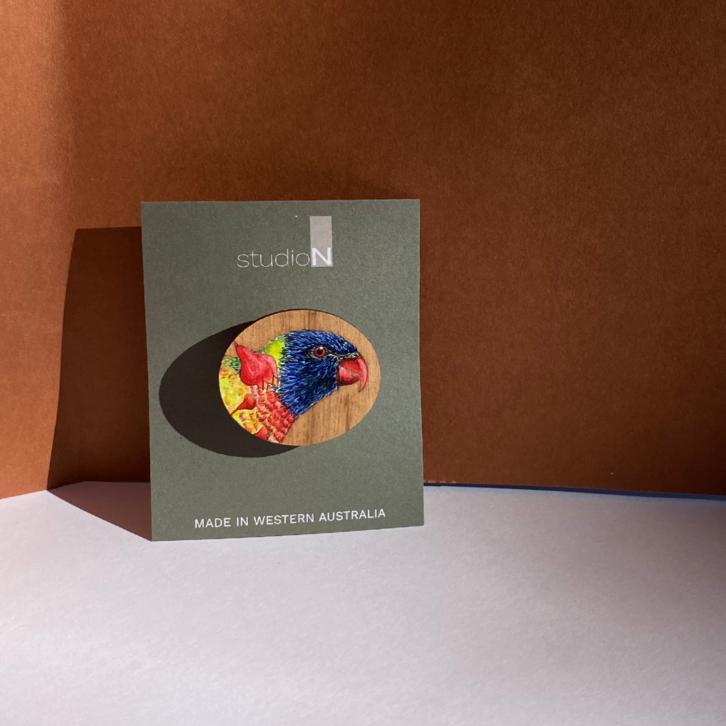 Wood Brooch: Rainbow Lorikeet